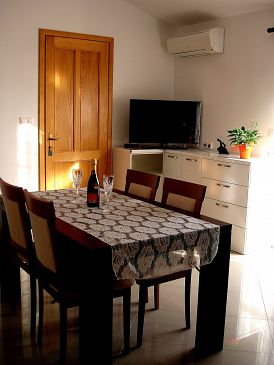 Apartment A-10012-b - Apartments Marušići (Omiš) - 10012