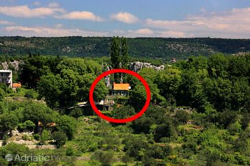 Property - Apartments 10028 Property Slime (Omiš) - Accommodation 10028 - Apartments with pebble beach.