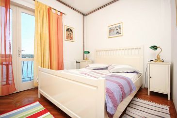 Bedroom Lovište, Bedroom u smještaju tipa room, dopusteni kucni ljubimci i WIFI.