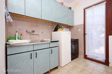 Kitchen Orebić, Kitchen u smještaju tipa apartment.