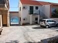 Parking lot - Apartments 1096 Parking lot Slatine (Čiovo) - Accommodation 1096 - Apartments near sea with pebble beach.