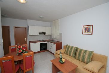 Living room Mastrinka, Living room u smještaju tipa apartment, dostupna klima i WIFI.