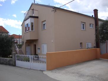 Property - Apartments 11524 Property Seget Donji (Trogir) - Accommodation 11524 - Apartments with pebble beach.