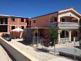 Courtyard - Apartments 11534 Courtyard Vir (Vir) - Accommodation 11534 - Apartments near sea with sandy beach.