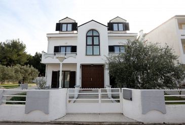 Property Vodice, Vodice, Property 11628 - Apartments with pebble beach.