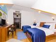 Bedroom Split, Bedroom u smještaju tipa room, dostupna klima i WIFI.