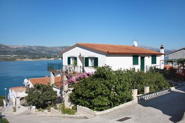 Property - Apartments 2049 Property Mastrinka (Čiovo) - Accommodation 2049 - Apartments near sea with pebble beach.