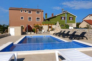 Property - Apartments 2201 Property Valbandon (Fažana) - Accommodation 2201 - Apartments with pebble beach.