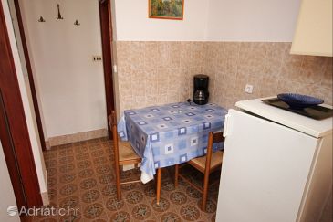 Dining room Pješčana Uvala, Dining room u smještaju tipa apartment, WIFI.