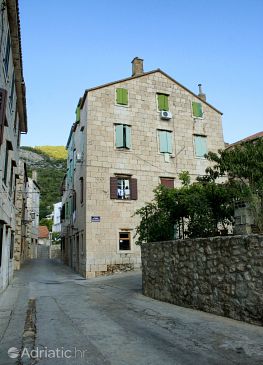 Property - Apartments 2429 Property Komiža (Vis) - Accommodation 2429 - Apartments near sea with pebble beach.