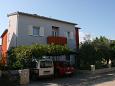 Parking lot - Apartments 2490 Parking lot Umag (Umag) - Accommodation 2490 - Apartments with sandy beach.