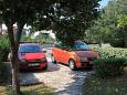 Parking lot - Rooms 2530 Parking lot Umag (Umag) - Accommodation 2530 - Rooms with sandy beach.