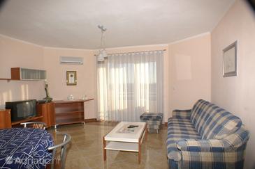 Living room Novigrad, Living room u smještaju tipa apartment.