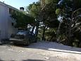Parking lot - Apartments 2741 Parking lot Marušići (Omiš) - Accommodation 2741 - Apartments near sea with rocky beach.