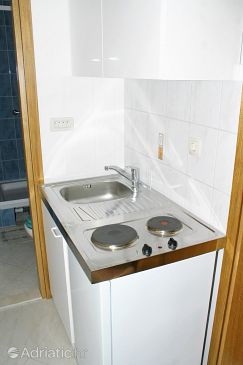 Kitchen Duće, Kitchen u smještaju tipa studio-apartment, dopusteni kucni ljubimci.