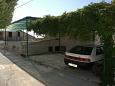 Parking lot - Apartments 2826 Parking lot Pisak (Omiš) - Accommodation 2826 - Apartments near sea.