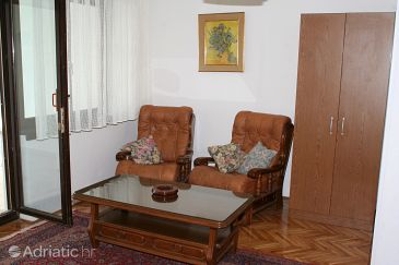 Living room Nemira, Living room u smještaju tipa studio-apartment, dopusteni kucni ljubimci i WIFI.