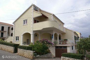 Property - Apartments 2850 Property Supetar (Brač) - Accommodation 2850 - Apartments with pebble beach.