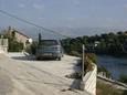 Parking lot - Apartments 2855 Parking lot Splitska (Brač) - Accommodation 2855 - Apartments with rocky beach.