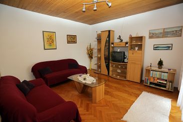 Living room Supetar, Living room u smještaju tipa apartment, dopusteni kucni ljubimci i WIFI.