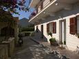Courtyard - Apartments 2899 Courtyard Bol (Brač) - Accommodation 2899 - Apartments with pebble beach.