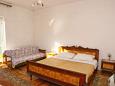Hálószoba 1 Pučišća, Hálószoba 1 u smještaju tipa apartment.