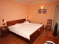 Bedroom Rabac, Bedroom u smještaju tipa room, dostupna klima i WIFI.