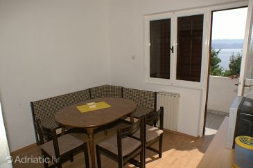 Dining room Stanići, Dining room u smještaju tipa apartment, dostupna klima i WIFI.