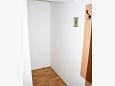 Hallway Gajac, Hallway u smještaju tipa room, WIFI.