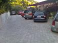 Parking lot - Apartments 3190 Parking lot Duće (Omiš) - Accommodation 3190 - Apartments with sandy beach.