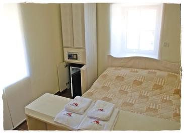 Bedroom Marina, Bedroom u smještaju tipa room, WIFI.