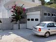 Parking lot - Apartments 3245 Parking lot Hvar (Hvar) - Accommodation 3245 - Apartments with pebble beach.