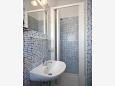 Bathroom 2 Bathroom 2 - Apartment A-3358-f - Apartments Umag (Umag) - 3358