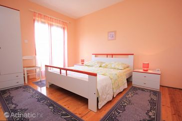 Bedroom Mali Lošinj, Bedroom u smještaju tipa room, dostupna klima i WIFI.