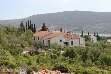 Property - Apartments 3446 Property Cres (Cres) - Accommodation 3446 - Apartments with pebble beach.