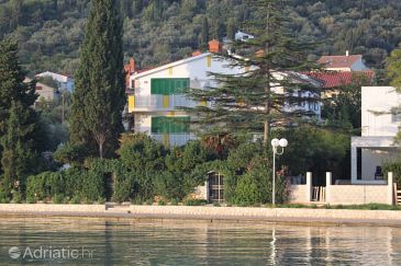 Property - Apartments 3464 Property Preko (Ugljan) - Accommodation 3464 - Apartments near sea with sandy beach.