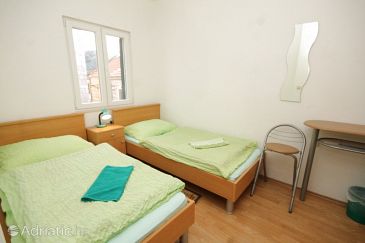Bedroom Slano, Bedroom u smještaju tipa room, dostupna klima, dopusteni kucni ljubimci i WIFI.