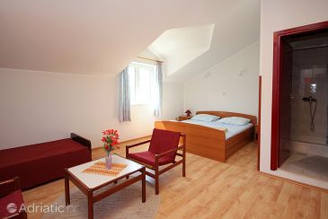 Bedroom Saplunara, Bedroom u smještaju tipa room.