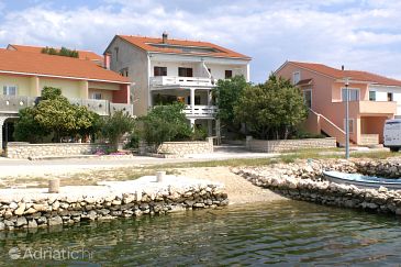 Property - Apartments 4086 Property Kustići (Pag) - Accommodation 4086 - Apartments near sea with pebble beach.