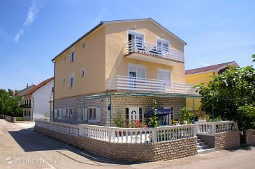 Property - Apartments 4172 Property Vodice (Vodice) - Accommodation 4172 - Apartments with pebble beach.
