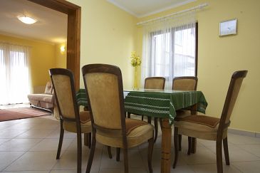 Dining room Brodarica, Dining room u smještaju tipa apartment, dopusteni kucni ljubimci i WIFI.