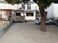 Parking lot - Apartments 4247 Parking lot Bilo (Primošten) - Accommodation 4247 - Apartments near sea.