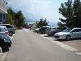 Parking lot - Apartments 4281 Parking lot Pisak (Omiš) - Accommodation 4281 - Apartments with pebble beach.