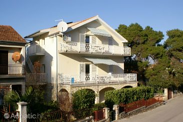 Property - Apartments 4304 Property Biograd na Moru (Biograd) - Accommodation 4304 - Apartments with pebble beach.