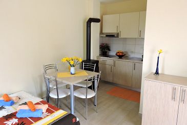Dining room Veli Rat, Dining room u smještaju tipa studio-apartment.