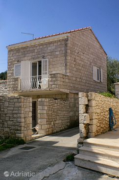 Property - Apartments 4413 Property Lumbarda (Korčula) - Accommodation 4413 - Apartments near sea with sandy beach.