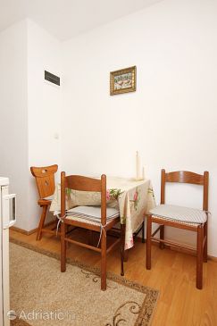 Dining room Orebić, Dining room u smještaju tipa apartment, WIFI.