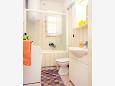 Shared bathroom Shared bathroom - Room S-4704-c - Apartments and Rooms Dubrovnik (Dubrovnik) - 4704
