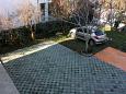Parking lot - Apartments 4795 Parking lot Duće (Omiš) - Accommodation 4795 - Apartments near sea.