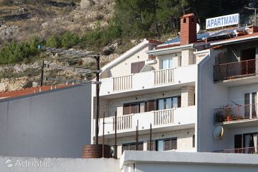 Property - Apartments 4840 Property Duće (Omiš) - Accommodation 4840 - Apartments with sandy beach.